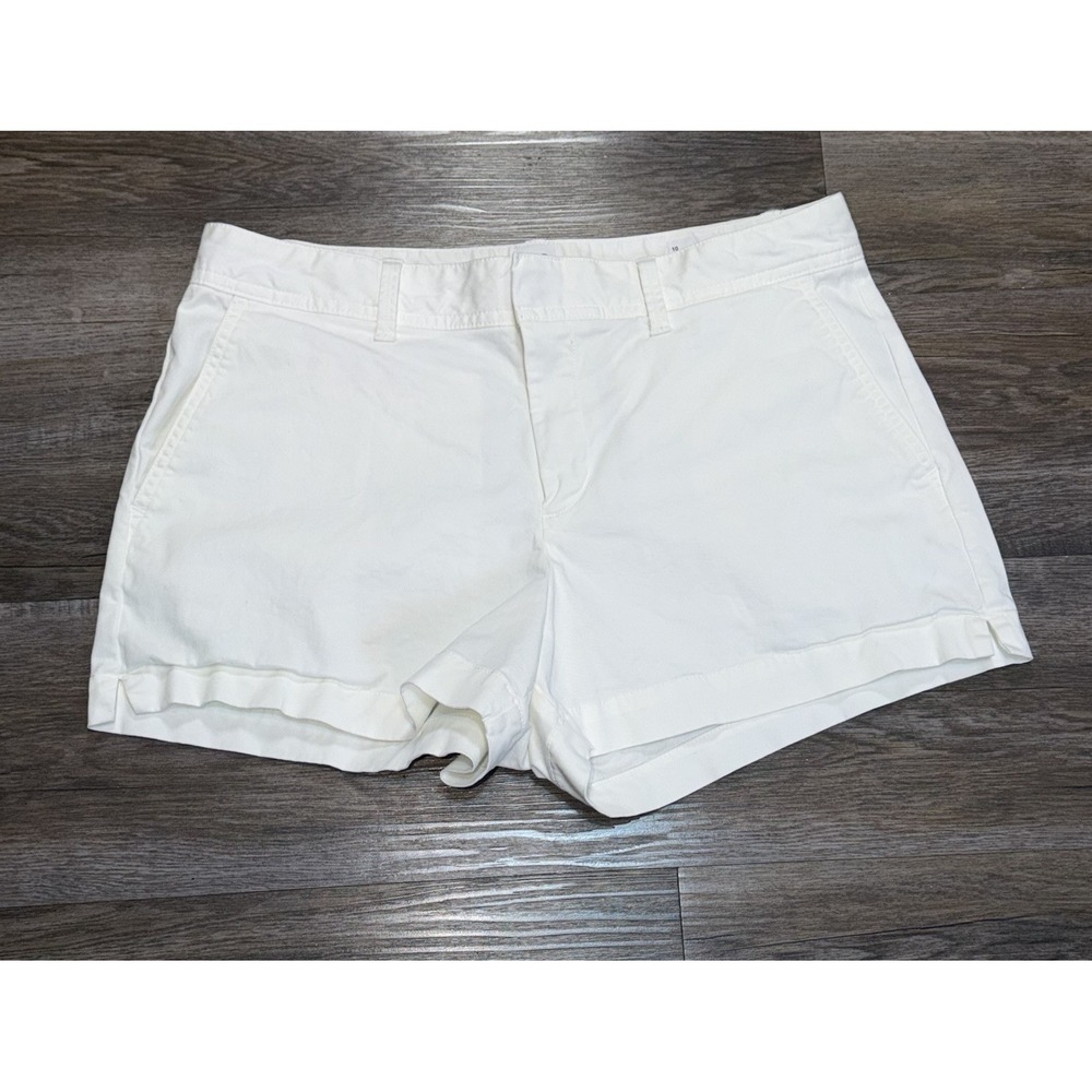 Gap 3" Classic White City Chino Shorts Womens 10 Mid-Rise Fit Clean Rolled Cuffs